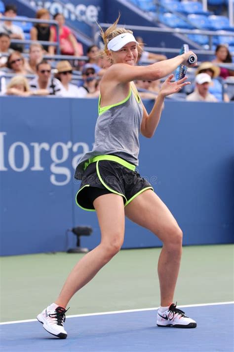 Five Times Grand Slam Champion Maria Sharapova Practices For Us Open