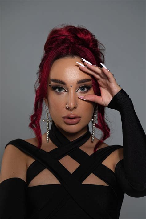 Shadu Is Climbing The Musical Olympus With A New Ep Digital Child