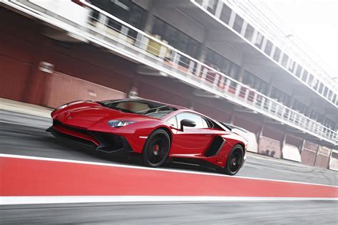 Lamborghini Aventador Superveloce First Drive Review