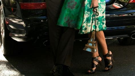 Le Sac Tour Eiffel Timmy Woods De Carrie Bradshaw Dans Sex And The City Spotern