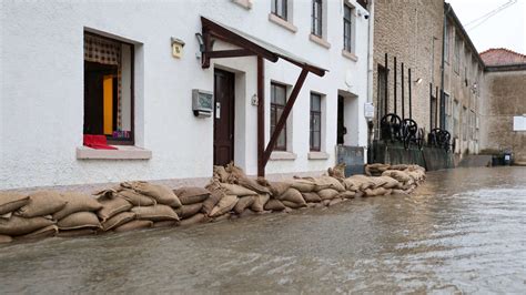 Angespannte Hochwasser Lage Im Kreis Northeim Sands Cke Werden Im