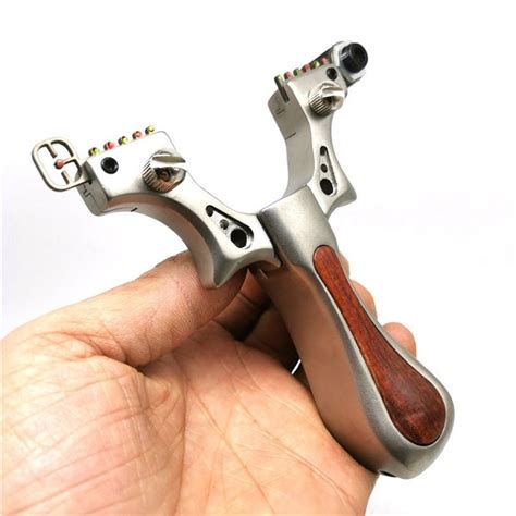 New Stainless Steel Infrared Laser Aiming Solid Wood K Slingshot Flat