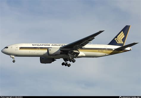 9V SVL Singapore Airlines Boeing 777 212ER Photo By Aldo Bidini ID