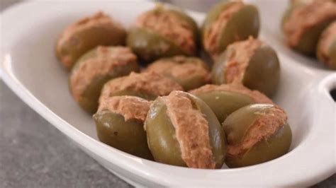 Olives farcies à la crème de thon un apéritif irrésistible et savoureux