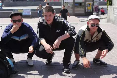 Resultado de imagen de gopnik Спортивные костюмы Россия Спортивные