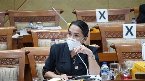 Profil Ratu Wulla Caleg NasDem Yang Mengundurkan Diri Usai Menang Di