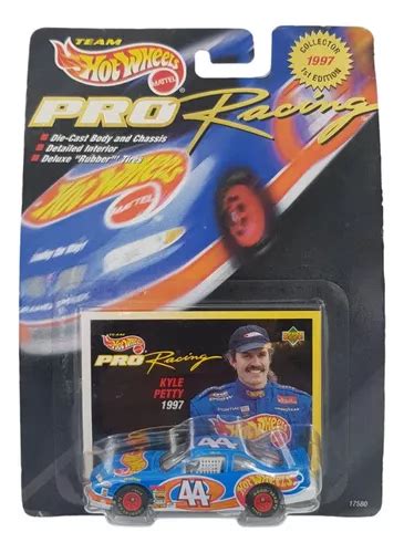 Team Hot Wheels Pro Racing Kyle Petty Collector
