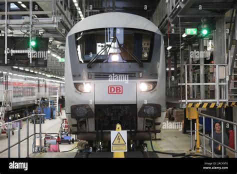 Leipzig Allemagne Nov Deutsche Bahn Wagons Sont Disponibles