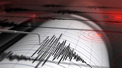 Gempa M Guncang Garut Terasa Sampai Jakarta Puluhan Rumah Warga