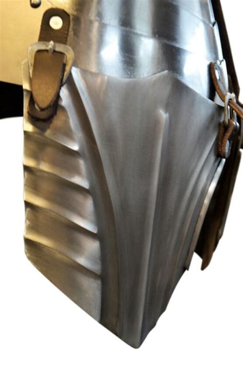 Gothic Cuirass With Tassets Model 2 Wargear