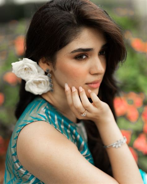 ARM actress Krithi Shetty hot photos in saree raises temperature vn Krithi Shetty చరల కత