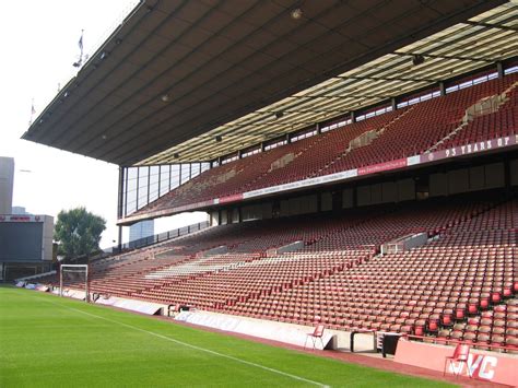 Historyczny Arsenal Stadium Highbury Do 2006