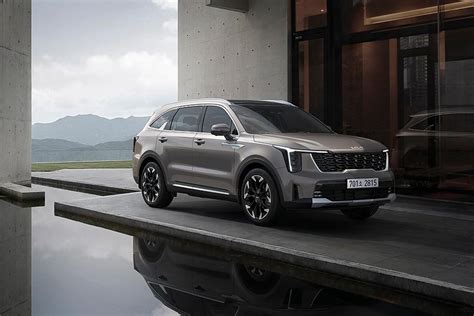 The Kia Sorento Facelift Has Been Unveiled With Updates On Both