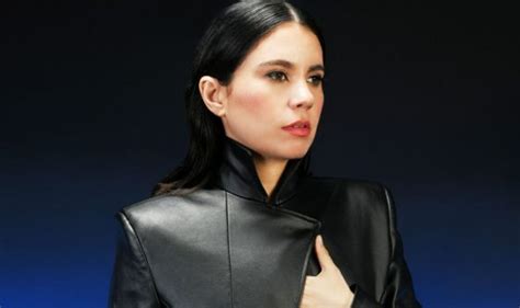 Javiera Mena anuncia nuevo álbum Nocturna