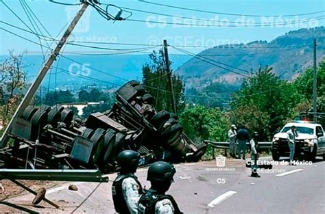 Por Volcadura De Tráiler Permanecerá Cerrada La Carretera Tenancingo Tenango