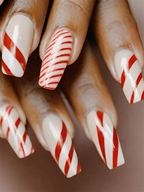 25 Festive Christmas Snowflake Nail Designs You Must Try In 2024