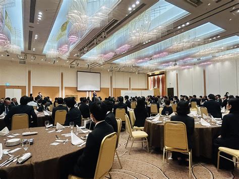 忘年会を開催しました 株式会社ナカシロ