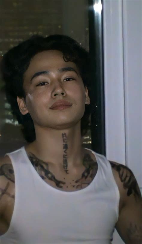 Pin on 𝖘𝖙𝖆𝖓 Asian men Quick Hot