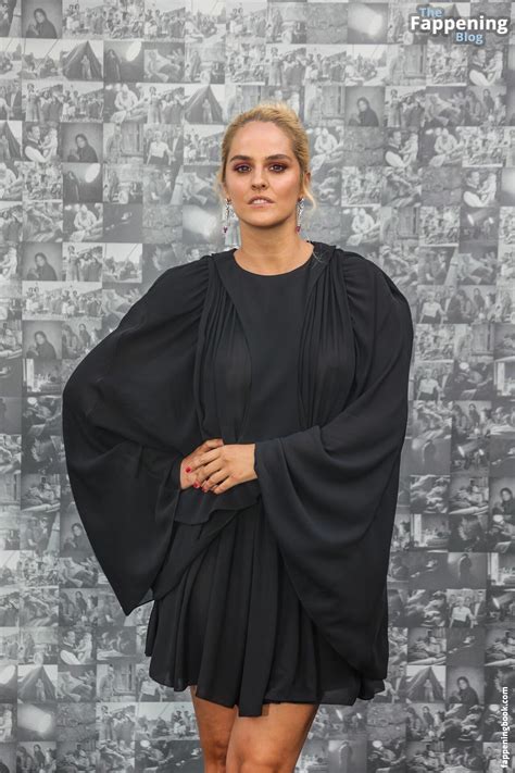 Noemie Merlant Noemiemerlant Nude OnlyFans Leaks Fappening FappeningBook