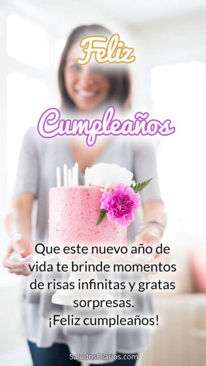 Linda torta rosada Cumpleaños Momentos felices Saludos Diarios