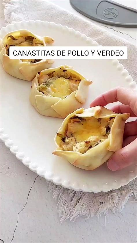 Canastitas De Pollo Y Verdeo 🤩 [video] Tapas De Empanadas Alimentos