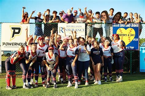 Riverside Swings For Softball Semifinals Lobservateur Lobservateur