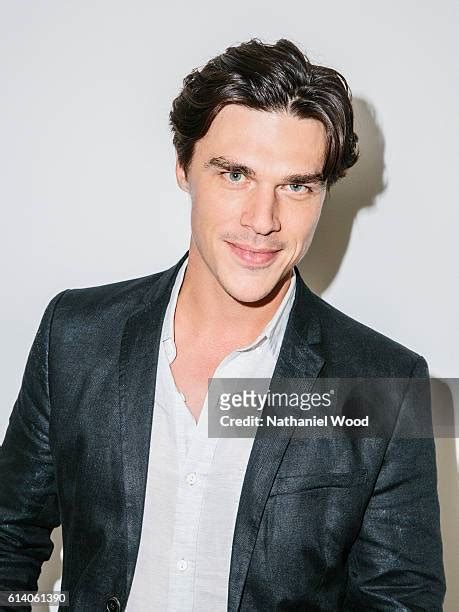 Finn Wittrock Gq Com June 29 2016 Photos And Premium High Res Pictures