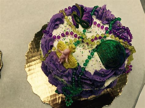 North Palm Beach Life - Publix King Cakes - NORTH PALM BEACH LIFE