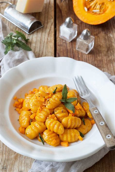 K Rbis Gnocchi Mit Salbeibutter Rezept Sweets Lifestyle