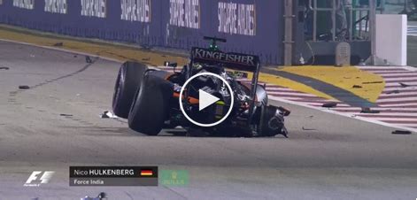 F Si Spengono I Semafori Ecco La Partenza Del Gp Di Singapore Video