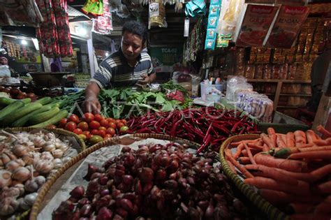 Harga Komoditas Sayuran Turun Antara Foto