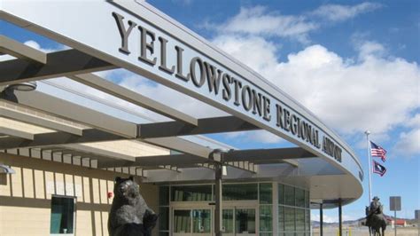 United Airlines Yellowstone Regional Airport - COD Terminal 1-833-633-1943