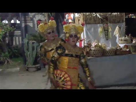 TARI LEGONG KERATON PENARI KERAUHAN Karya Munggah Bhawati Griya