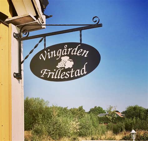 **Frillestads Vingård: Ett svenskt vinunder i hjärtat av Skåne**