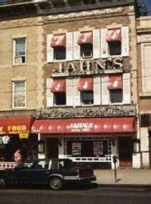 **Jahns Ice Cream Parlor: A Sweet Tradition in Your Neighborhood**