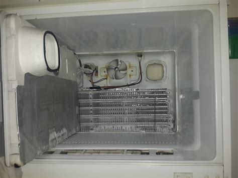 **Kenmore Buzdolabı Buz Yapma Makinesini Açma/Kapama Anahtarı: Soğukluk Yolculuğunuzda Bir Rehber**