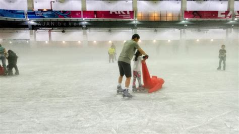 **Pelajari Semua Tentang Seluk Beluk Ice Skating Schaumburg: Panduan Utama untuk Penggemar Semangat Es**