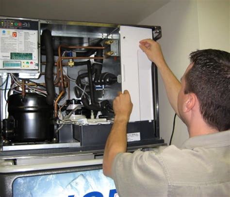 **The Indispensable Importance of Ice Machine Service**