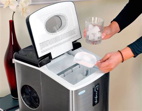 ¡Descubre el refrescante secreto para un verano inolvidable con maquinas de hielo baratas!