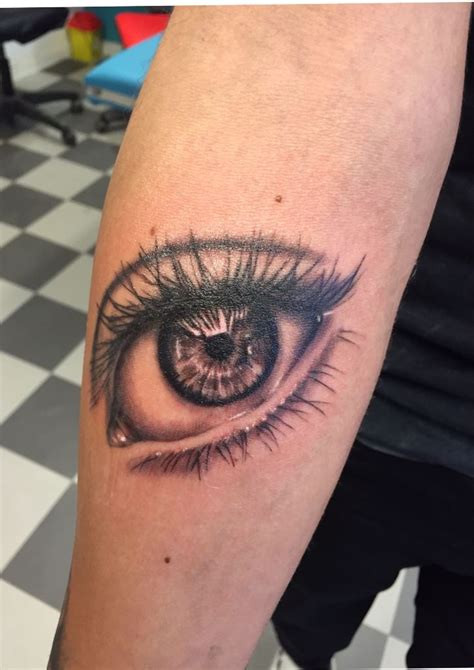 ögon tatuering