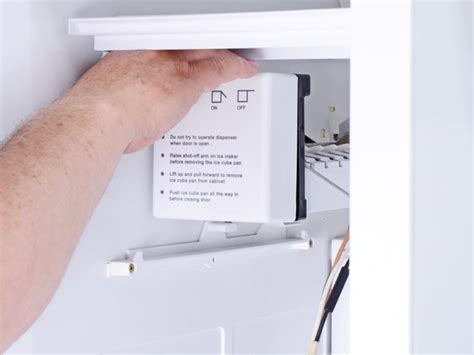 Ремонт и замена запчастей для льдогенератора в холодильнике Whirlpool: подробное руководство