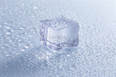 น้ำแข็ง: สิ่งมหัศจรรย์ที่เย็นฉ่ำใกล้ตัวคุณ