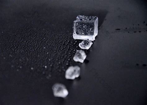 น้ำแข็งก้อนเล็ก ก้อนใหญ่ ผลลัพธ์ต่างกัน