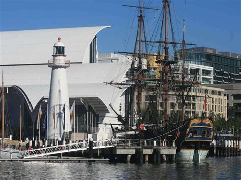 พิพิธภัณฑ์การเดินเรือแห่งชาติเปิดให้เข้าชมในพิพิธภัณฑ์พิตต์สเบิร์ก