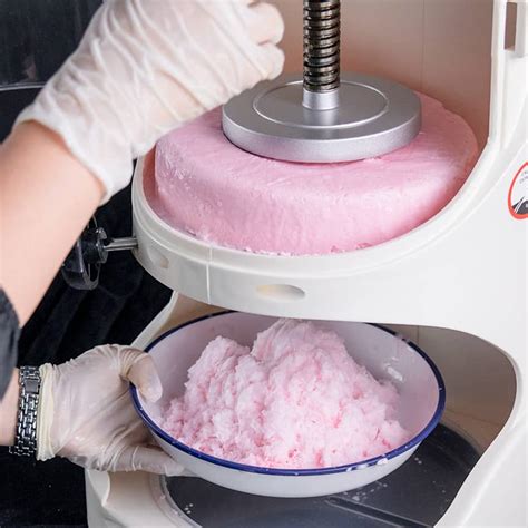 มหัศจรรย์แห่งไนโตรเจน: สำรวจโลกของเครื่องทำไอศกรีมไนโตรเจน
