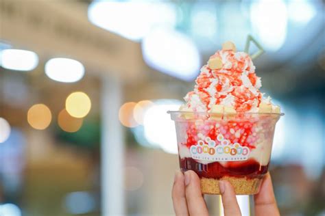 ไอศกรีมหน้าต่าง บานใหม่ที่เปิดโลกการกินไอศกรีม
