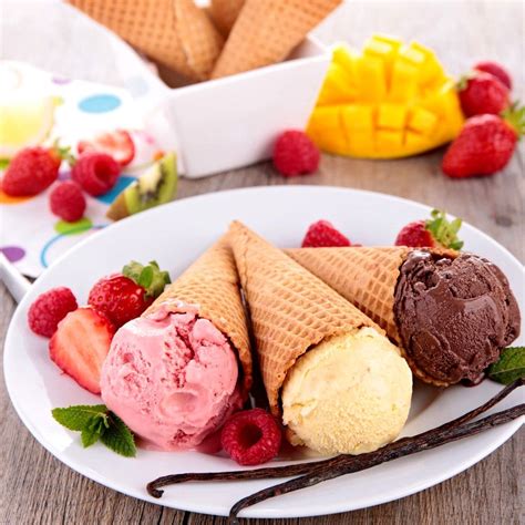 ไอศกรีมโคนรสชาติต่างๆ: โลกแห่งความอร่อยที่ไร้ขีดจำกัด