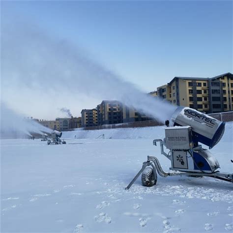 体感超凡的高纯度制雪机，让你不再满足于普通滑雪