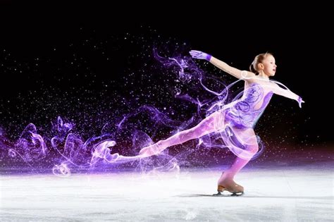 冰上俱乐部照片：捕捉滑冰的优雅与力量