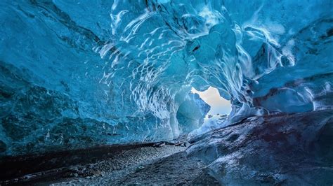 冰島傑作：冰洞之旅讓您心動不已